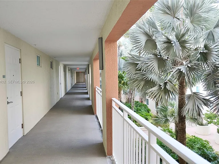 7275 SW 90th St #C409 — Photo 28