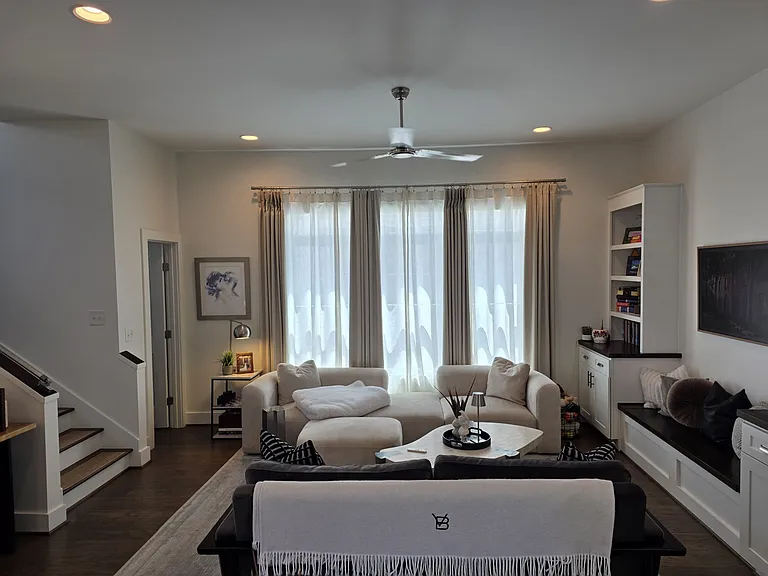 1506 Ward Ave — Photo 9