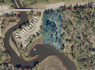 Oak Lawn Rd, Biloxi, MS 39532