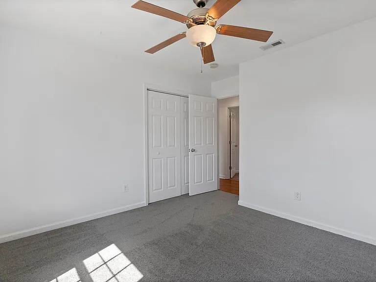 117 Brians Woods Rd — Photo 12