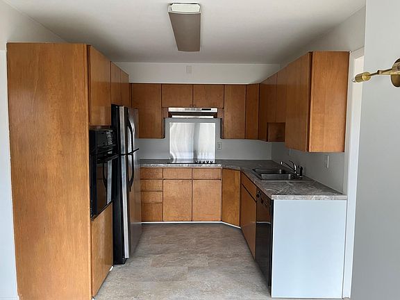 4th image of 7644 Julie Dr