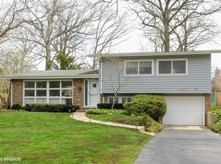 2697 Marl Oak Dr, Highland Park, IL