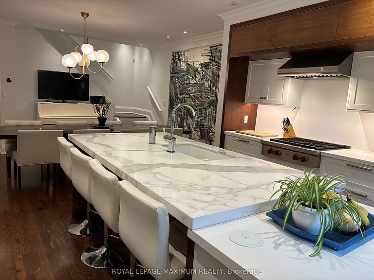 47 Vermont Ave — Photo 10