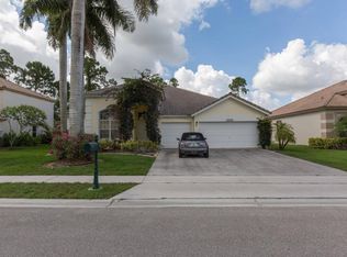 15746 Glen Willow Ln, Wellington, FL 33414