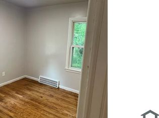 18581 Kenosha St, Harper Woods, MI