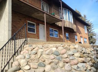 1204 9th St NW APT B, Minot, ND 58703