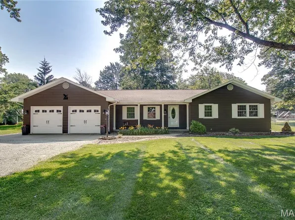 611 N Hickory St, Jerseyville, IL 62052