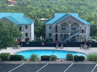 215 Lower Emerald Bay Cir #6, Hollister, MO 65672