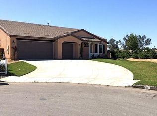 20814 Sundrops Ln, Wildomar, CA 92595