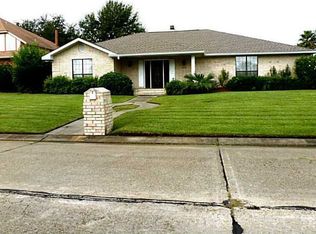 3412 Lake Des Allemands Dr, Harvey, LA 70058