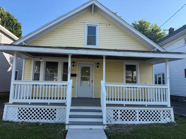 127 Hawthorne Ave, Utica, NY 13502