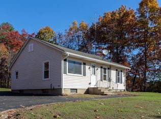 29 Amherst Rd, Merrimack, NH 03054