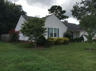 448 Currituck Dr, Chesapeake, VA 23322