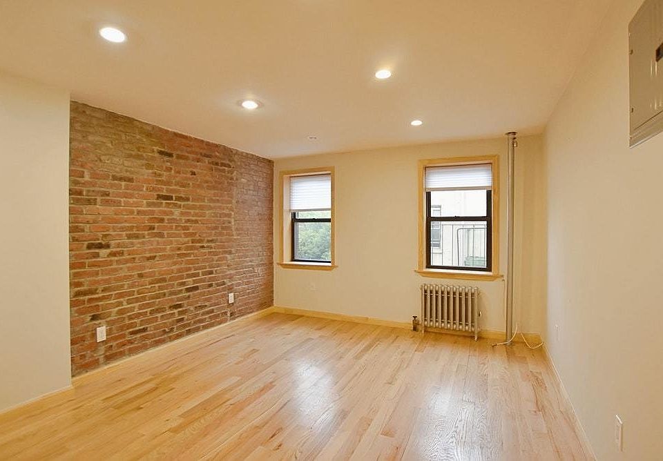 1st image of 102 Bayard St #6A