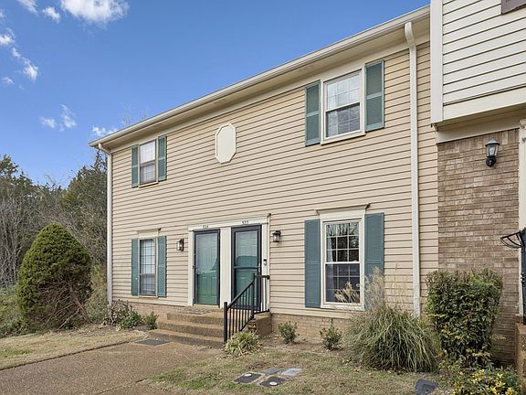 2nd image of 523 Brentwood Point