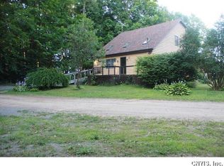 136 Lazzaro Ln, Oswego, NY 13126