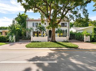 6146 Pine Tree Dr, Miami Beach, FL 33140