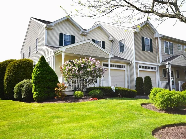 7 Sycamore Dr #7, Middleboro, MA 02346