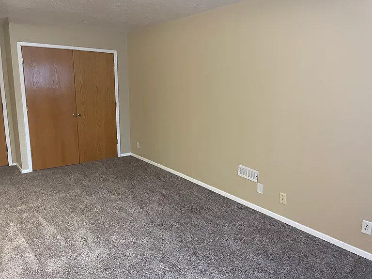 Updated North UNM Studios with All Utilities and WIFI Included — Photo 21