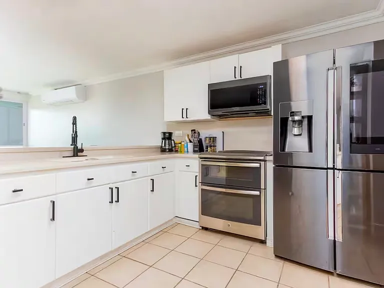 96QJ 3rg Mar Clb — Photo 18