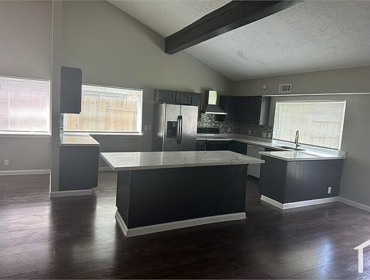 2nd image of 2702 Valley Forest Dr