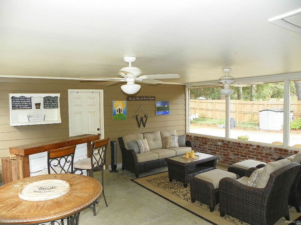 20X18 SCREENED \nLIVING AREA