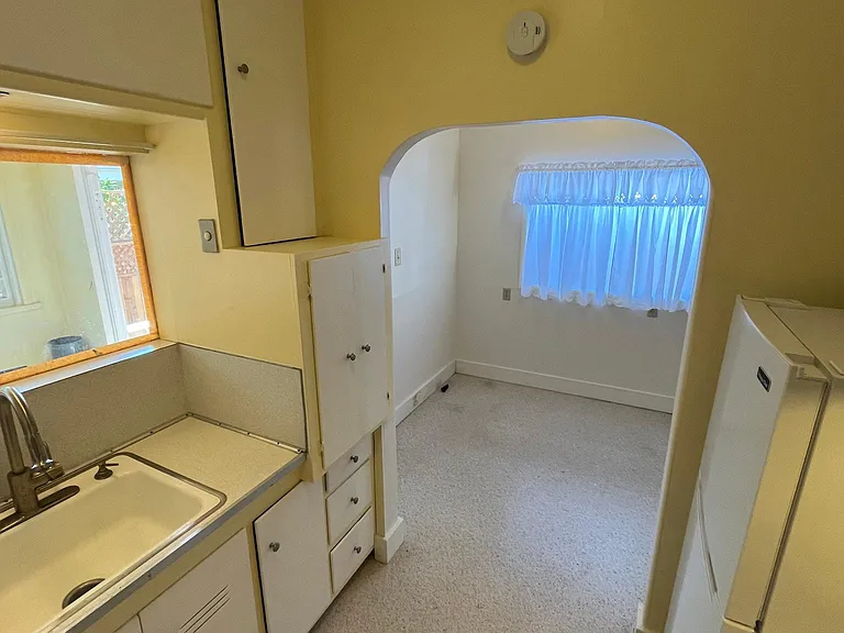 2230 Pacific Ave — Photo 12