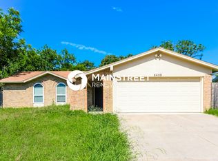 6408 Donna Ln, Forest Hill, TX 76119