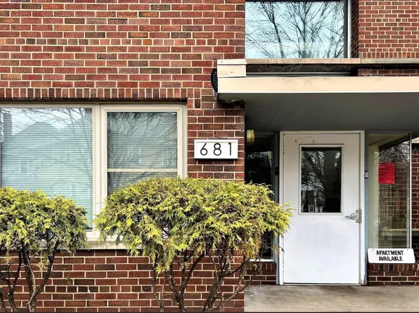 Grand Oak Apartments