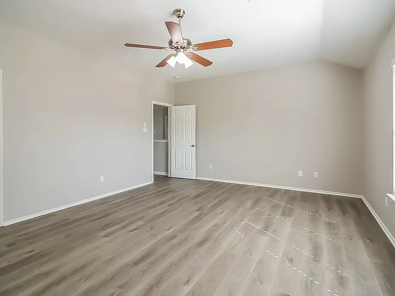 4805 E Parma Dr — Photo 12