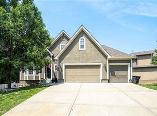 1038 N Hanover Ct, Independence, MO 64056