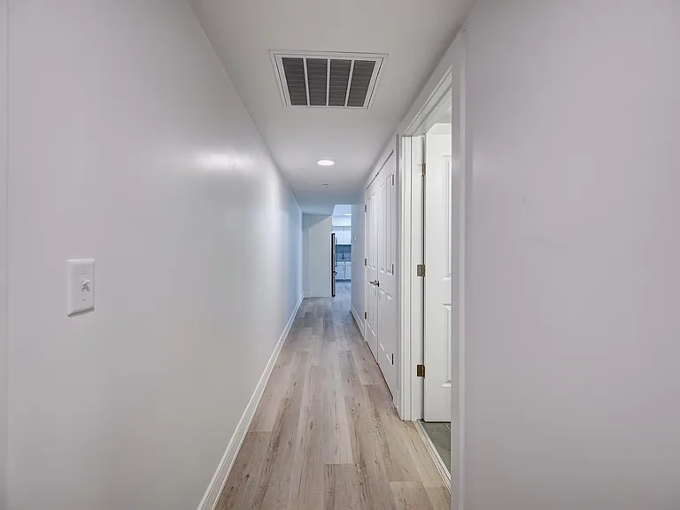 2059 Lafayette Rd #201 — Photo 11
