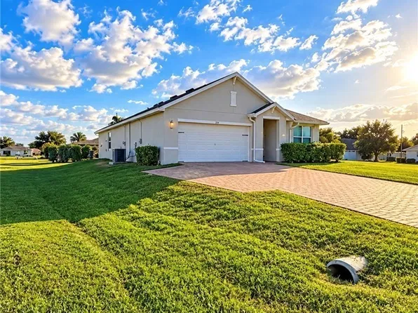 334 Kismet Pkwy E, Cape Coral, FL 33909