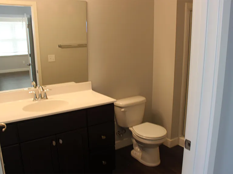 1579 McCleary Ln — Photo 2