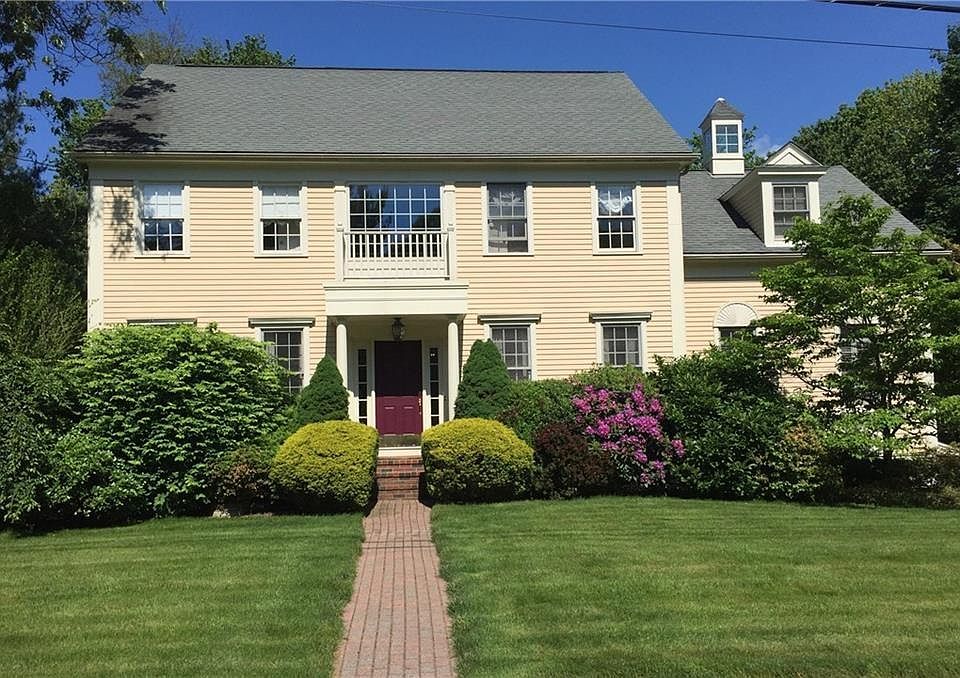 1 Frederick Ln, Cumberland, RI 02864 | Zillow