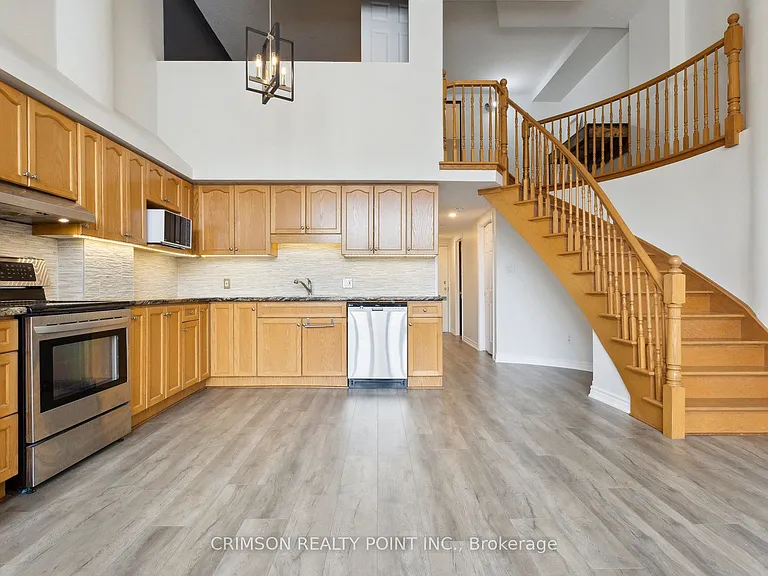 111 Grey St #105 — Photo 19