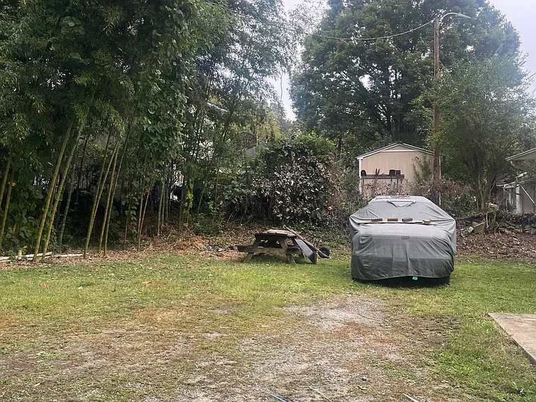 113 S Justice St — Photo 25