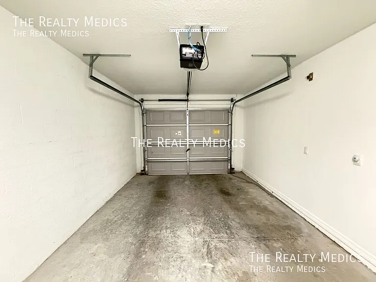 561 Marion Oaks Blvd — Photo 19