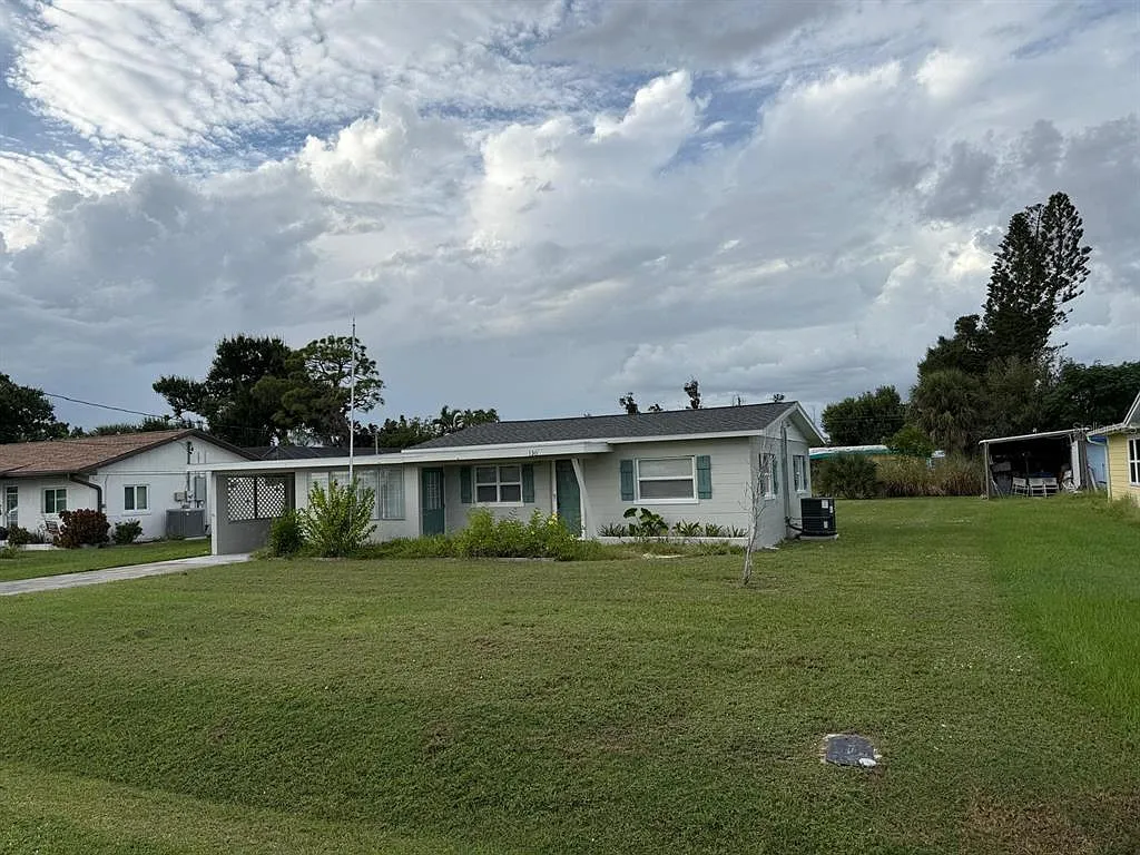 2 bed, 2.0 bath, 1064 sqft, $1,850 — Photo 2