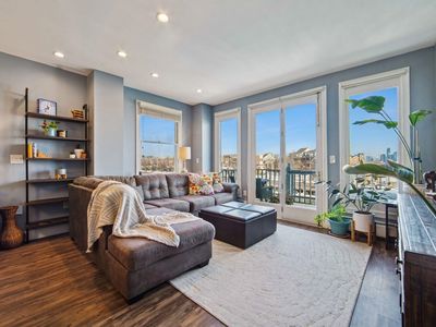 109 Shearwater Ct E APT 22, Jersey City, NJ, 07305