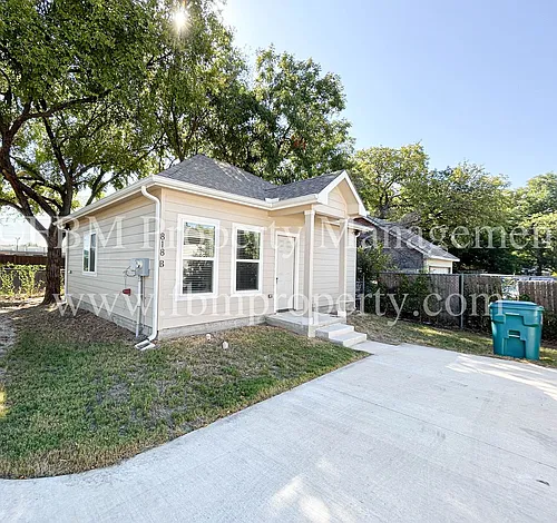 818 Rose St #B Photo 1