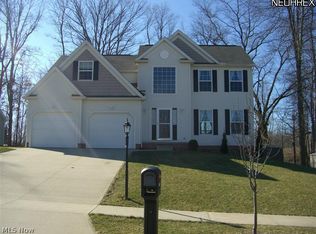 4040 Bayberry Knoll Ln, Ravenna, OH