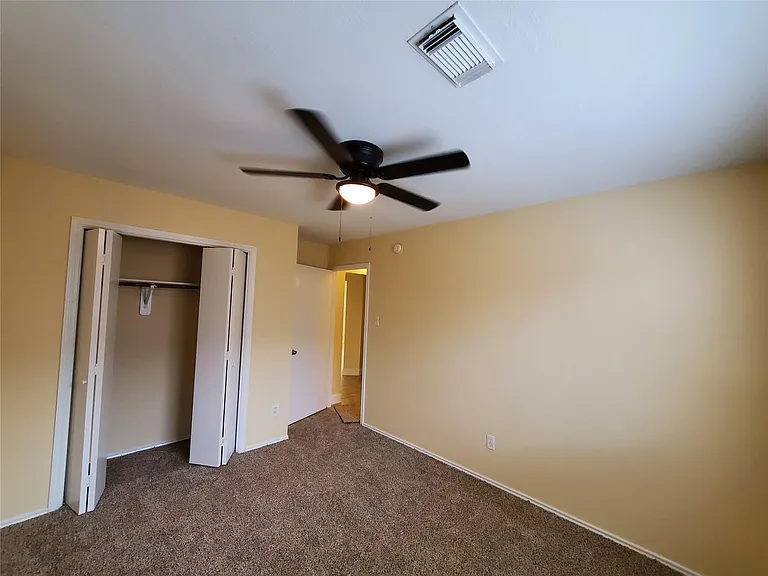 1413 Bridle Path — Photo 16