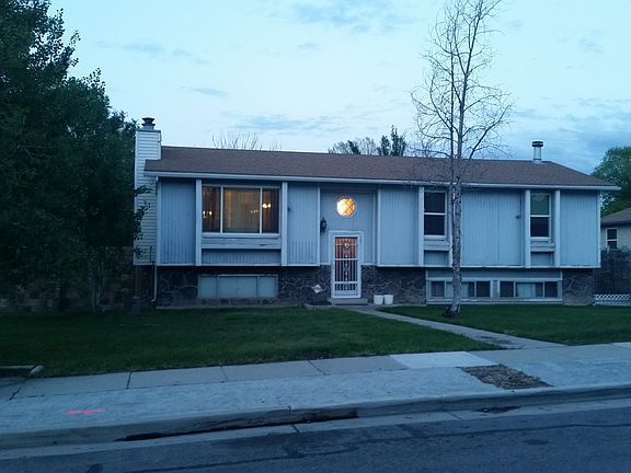 2nd image of 9013 S Elmhearst Dr
