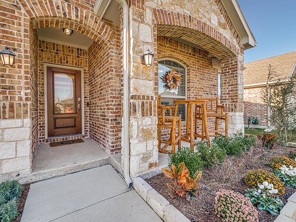 Front Entry View