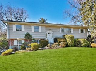 8 Inland Rd, New City, NY 10956