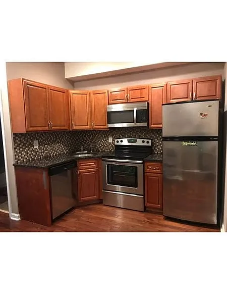 2356 N Park Ave #A — Photo 9