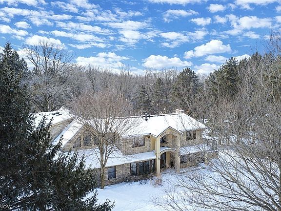 2nd image of 400 Garver Rd