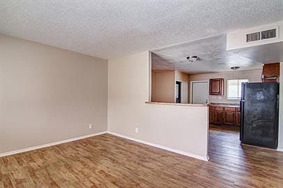 2nd image of 1809 N 50th St #15