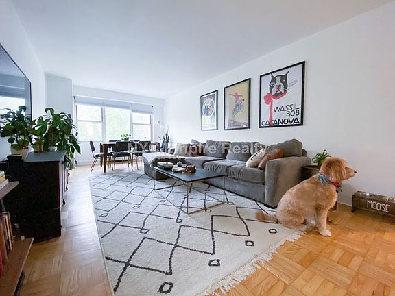 2nd image of 33 Greenwich Ave APT 4J